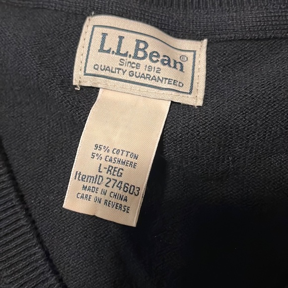 LL BEAN black v neck cotton and cashmere sweater - Picture 4 of 5